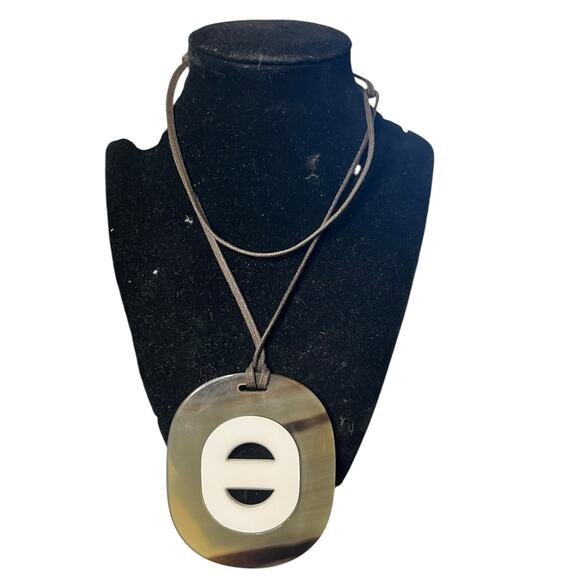 Hermes Buffalo Horn And Laquer Fidello Leather Cord Necklace w/box - Picture 1 of 10